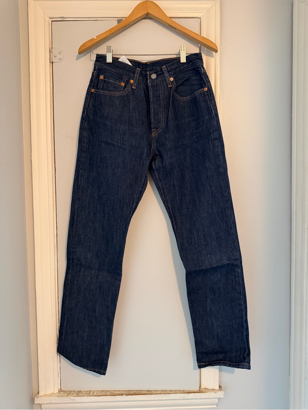 Levi’s 501 dark wash, size 26